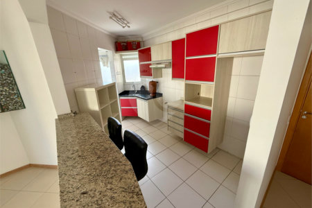 Apartamento à venda com 3 quartos, sendo 1 suíte,  em Baeta Neves, São Bernardo do Campo, SP