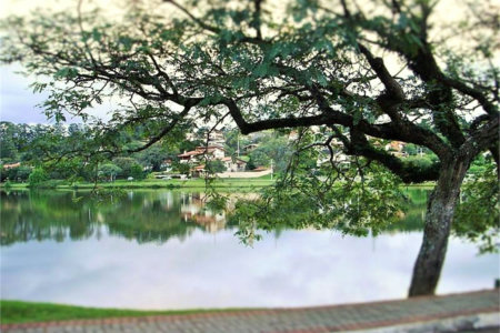 Casa à venda com 3 quartos, sendo 1 suíte, no condomínio Vinhas da Vista Alegre - Lado Café, Vinhedo - SP