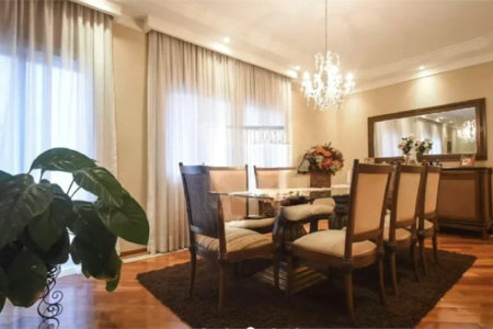 Casa à venda com 5 suítes em Jardim Londrina, São Paulo, SP