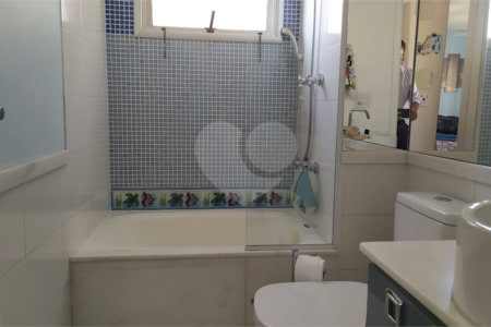 Apartamento à venda com 3 suítes em Jardim Londrina, São Paulo, SP