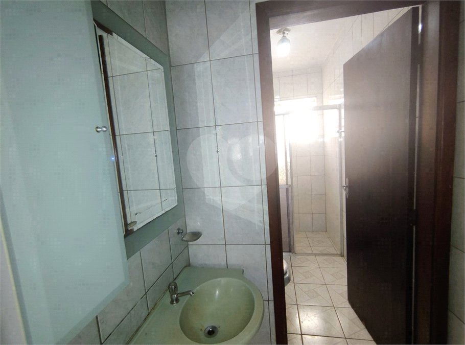 Casa à venda com 3 quartos, sendo 1 suíte, em Vila Vianelo, Jundiaí, SP