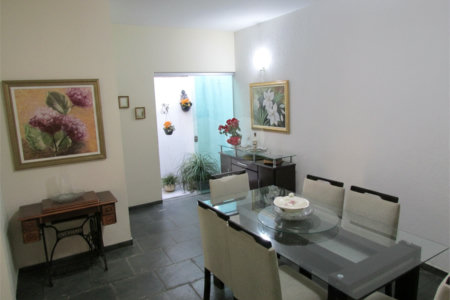 Casa à venda com 3 quartos, sendo 1 suíte,  em Vila Rosa, Itapetininga, SP