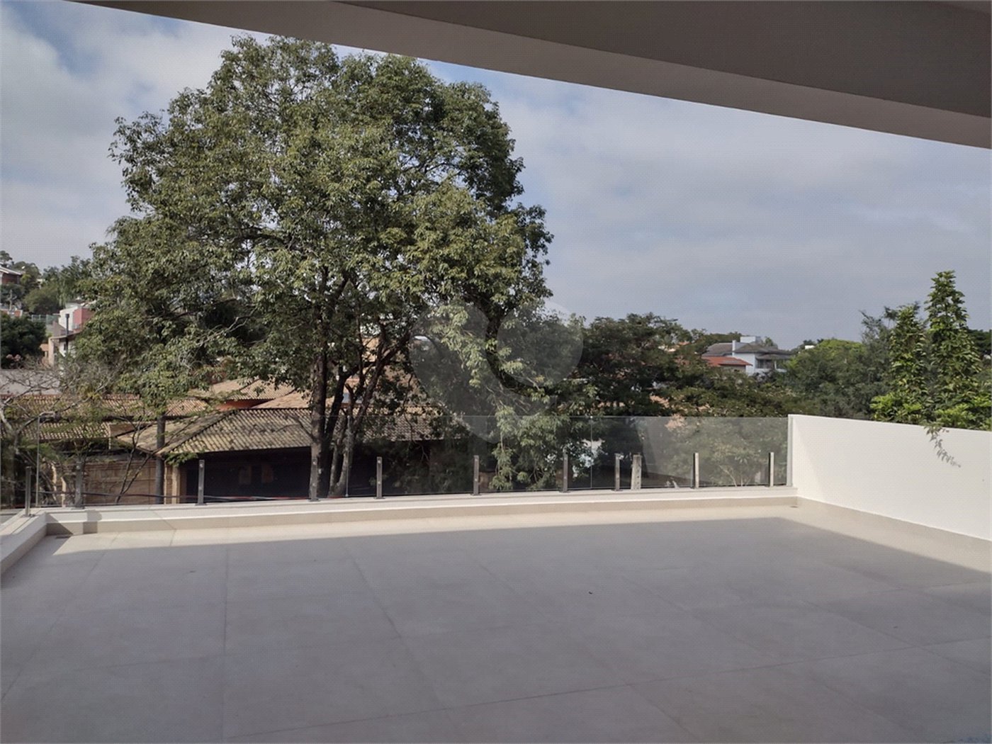 Casa à venda com 4 suítes no condomínio Estância Marambaia, Vinhedo - SP