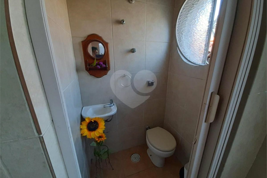 Sobrado à venda com 4 quartos, sendo 2 suítes, em Tremembé, São Paulo, SP