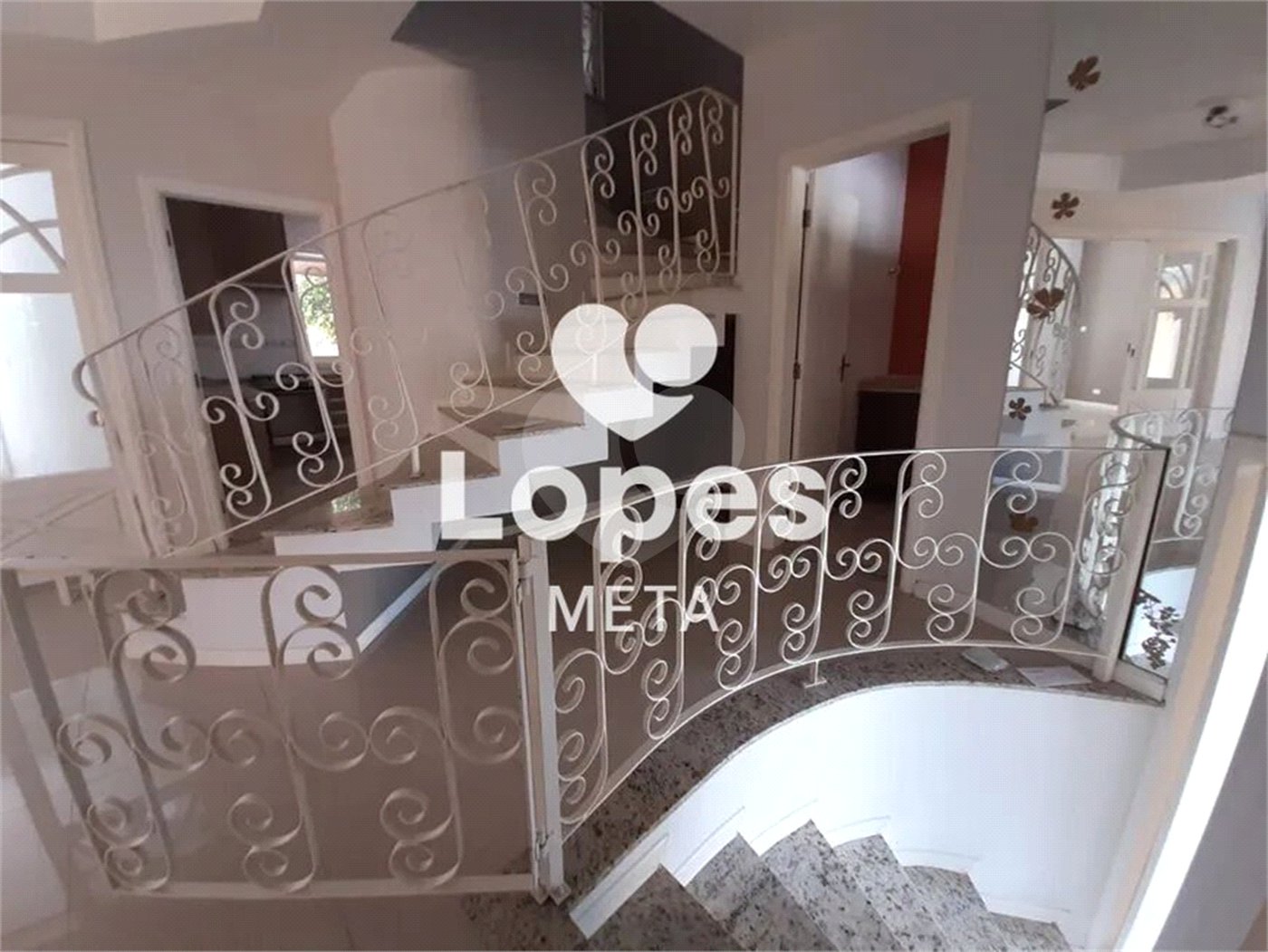Casa à venda com 4 suítes no condomínio Altos da Serra Ii, São José dos Campos - SP