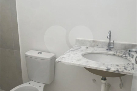 Casa à venda com 2 suítes no condomínio Vila Ilha de Creta, Valinhos - SP