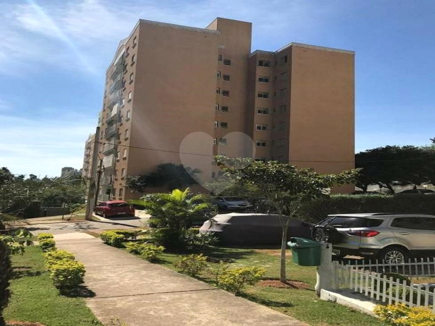 Apartamento à venda com 3 quartos, sendo 1 suíte,  em Jardim Luísa, São Paulo, SP