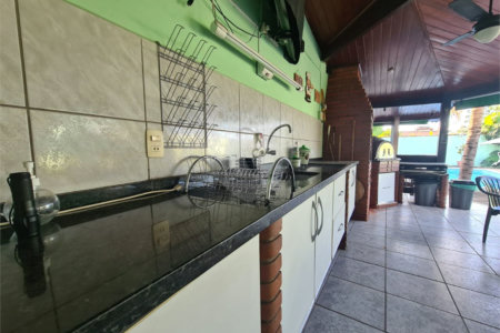 Casa à venda com 3 suítes em Jardim Simus, Sorocaba, SP