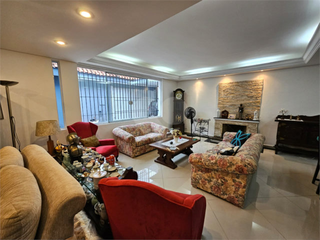 Casa Térrea à venda com 3 suítes em Alto da Boa Vista, São Paulo, SP