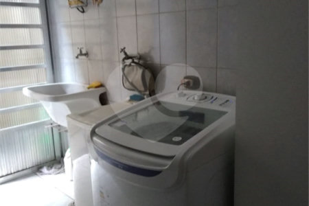 Sobrado à venda com 3 quartos, sendo 1 suíte, em Chora Menino, São Paulo, SP