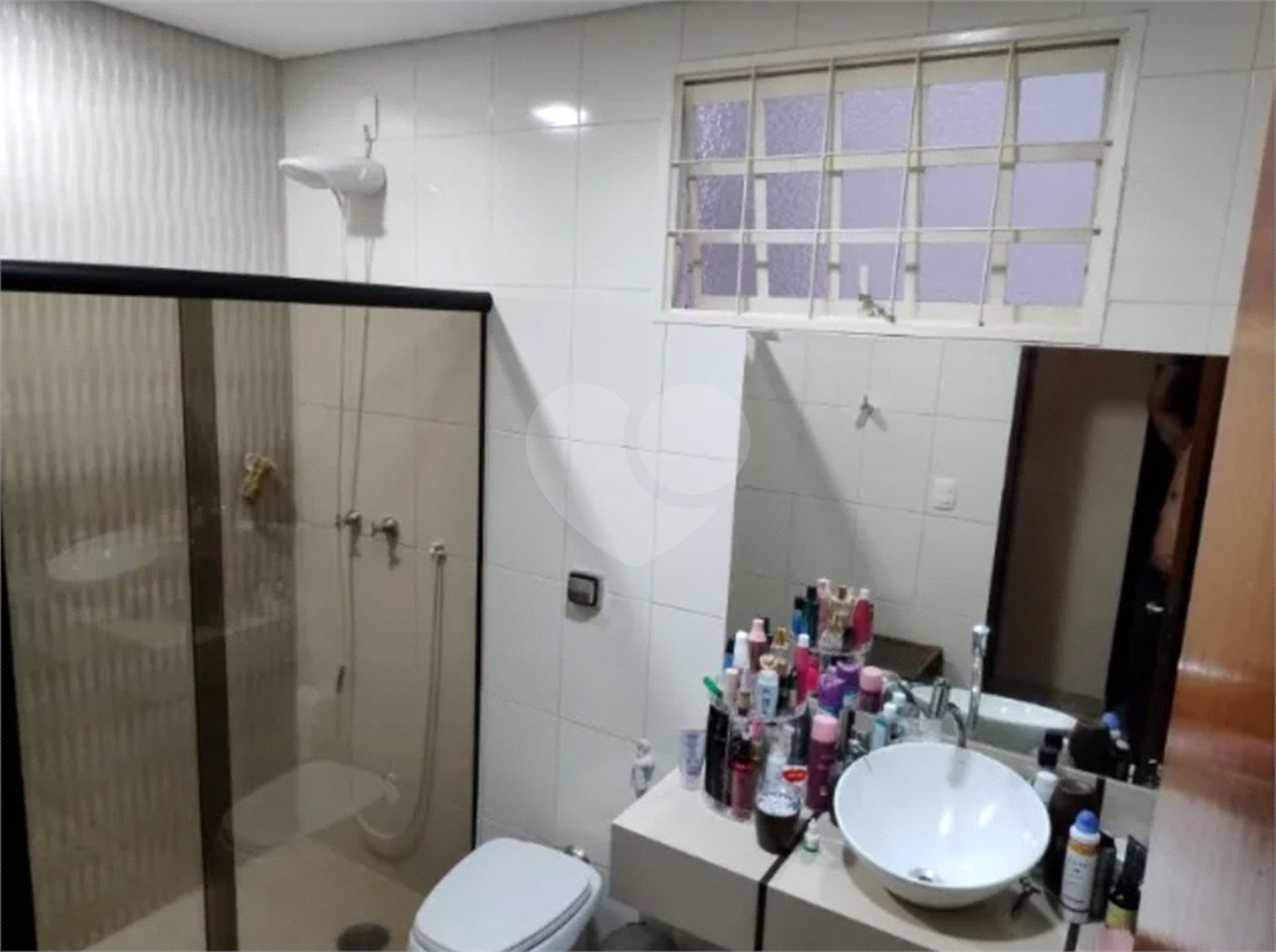 Sobrado à venda com 5 quartos, sendo 3 suítes, em Ribeirânia, Ribeirão Preto, SP