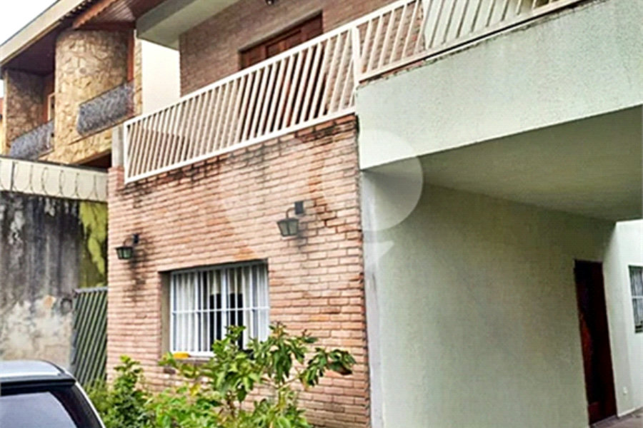 Sobrado à venda com 4 quartos, sendo 2 suítes,  em Freguesia do Ó, São Paulo, SP