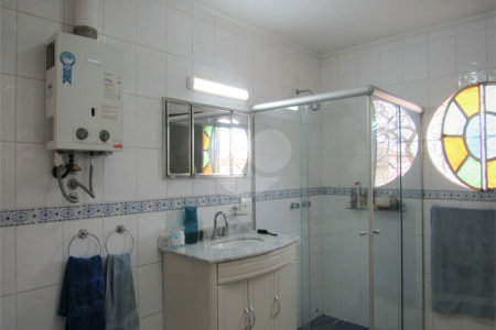 Sobrado à venda com 4 quartos, sendo 2 suítes, em Santo Amaro, São Paulo, SP