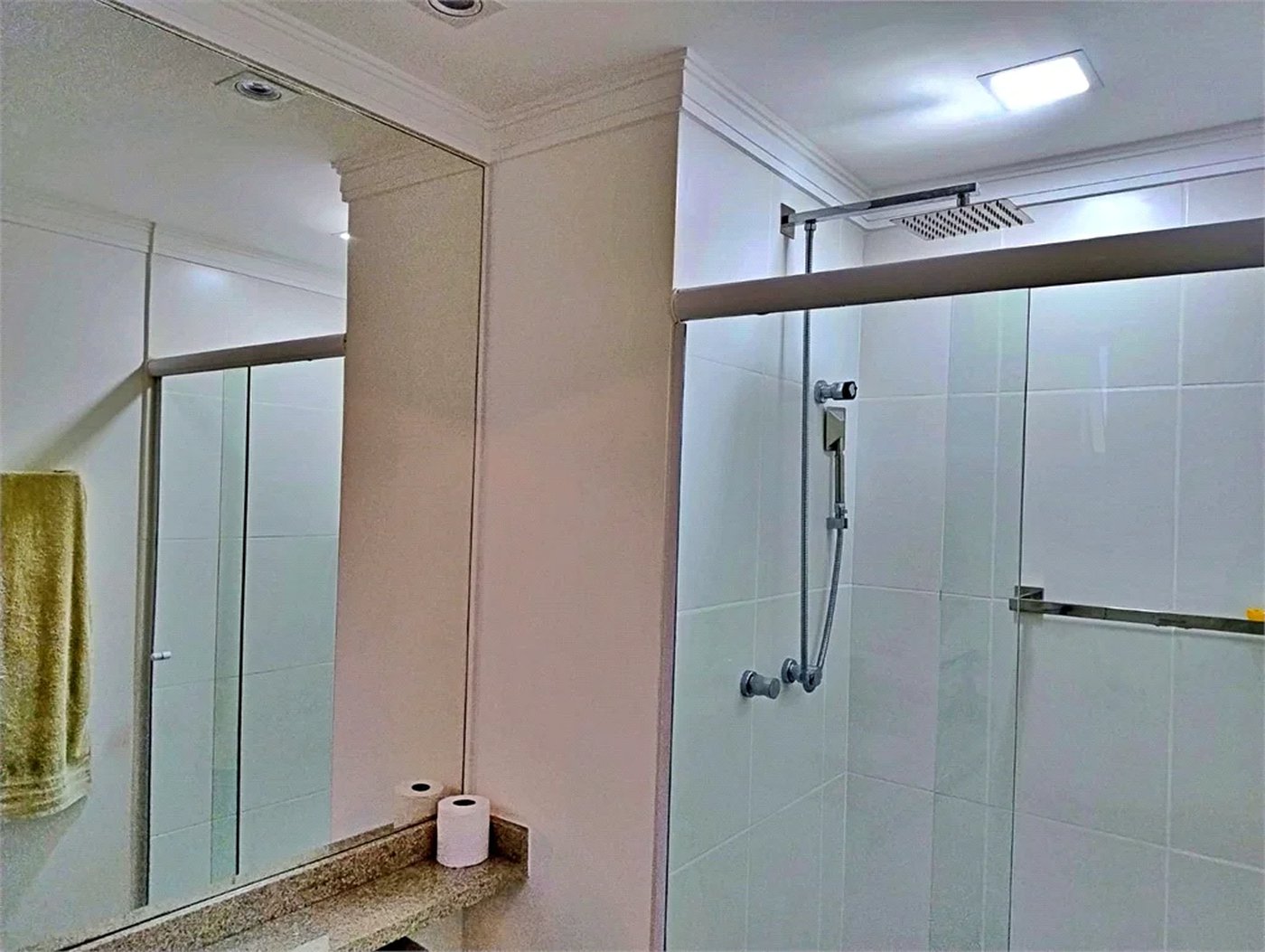 Apartamento à venda com 3 quartos, sendo 2 suítes, em Vila Andrade, São Paulo, SP