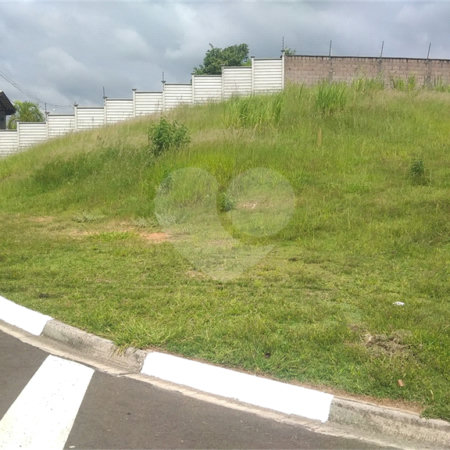 Terreno à venda no condomínio Terras de São Francisco, Vinhedo - SP