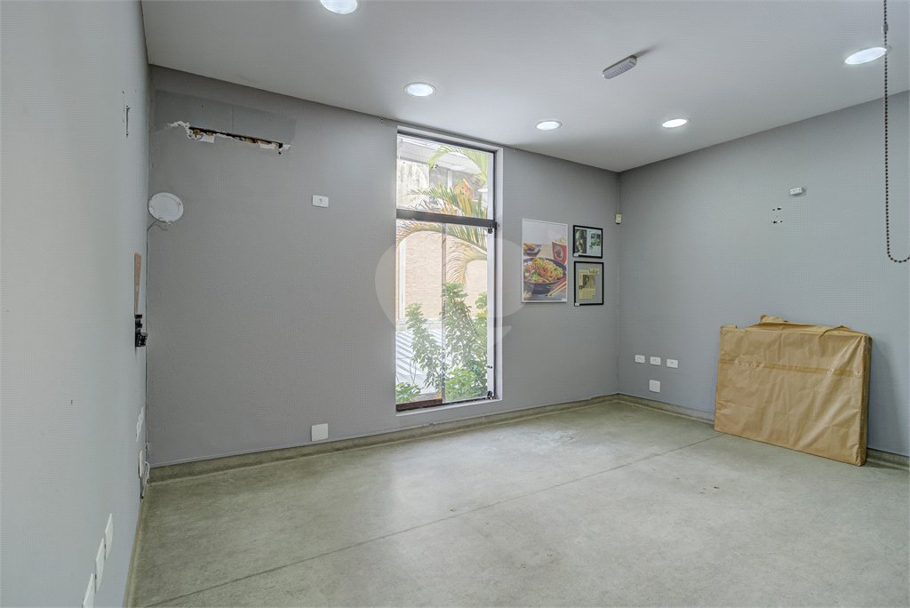 Sobrado à venda ou para alugar com 1 quarto em Chácara Santo Antônio (zona Sul), São Paulo, SP