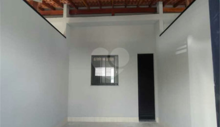 Casa à venda com 2 quartos, sendo 1 suíte,  em Parque Residencial Sabiás, Indaiatuba, SP