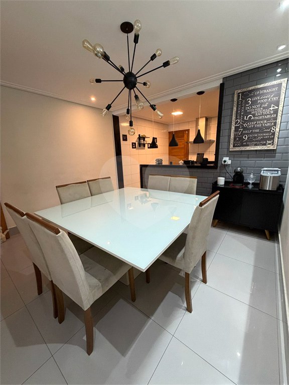 Casa à venda com 3 suítes em Vila Comercial, São Paulo, SP