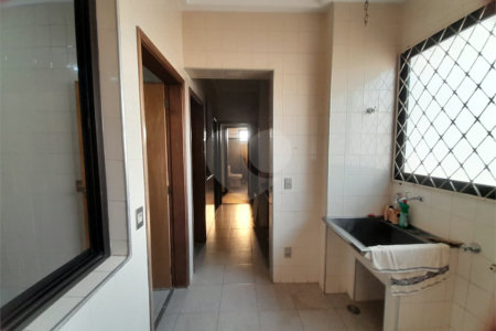 Apartamento à Venda no Edifício João Malagutti – 3 Dormitórios, 132m², Vista Maravilhosa!