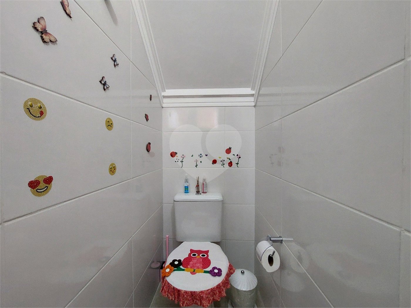 Casa à venda com 3 quartos, sendo 2 suítes,  em Jardim Lallo, São Paulo, SP