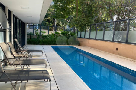 Apartamento à venda com 1 quarto em Alto da Boa Vista, São Paulo, SP