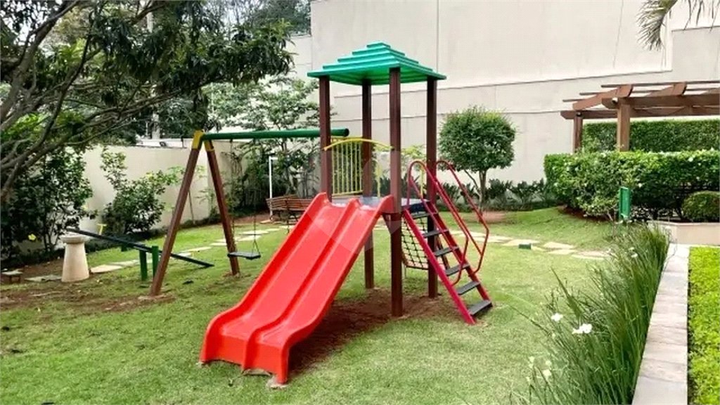 Apartamento à venda com 3 suítes em Vila Progredior, São Paulo, SP