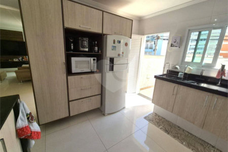 Casa à venda com 3 quartos, sendo 1 suíte,  em Vila Augusta, Sorocaba, SP