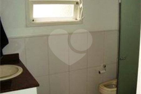 Casa à venda com 4 quartos, sendo 3 suítes, em Vila Alpina, Santo André, SP
