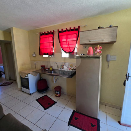Casa à venda com 2 quartos no condomínio Esmeralda, Itapetininga - SP