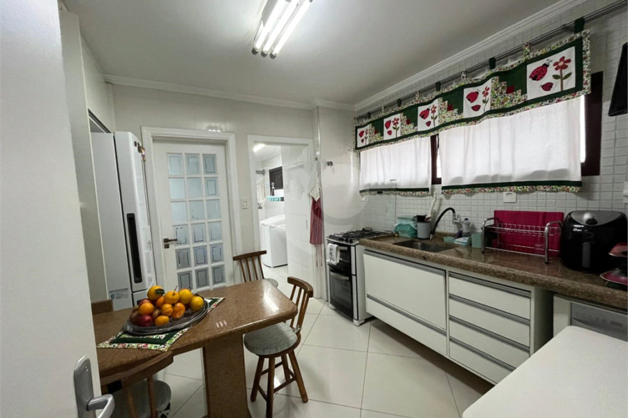Apartamento à venda com 3 quartos, sendo 1 suíte, em Santana, São Paulo, SP