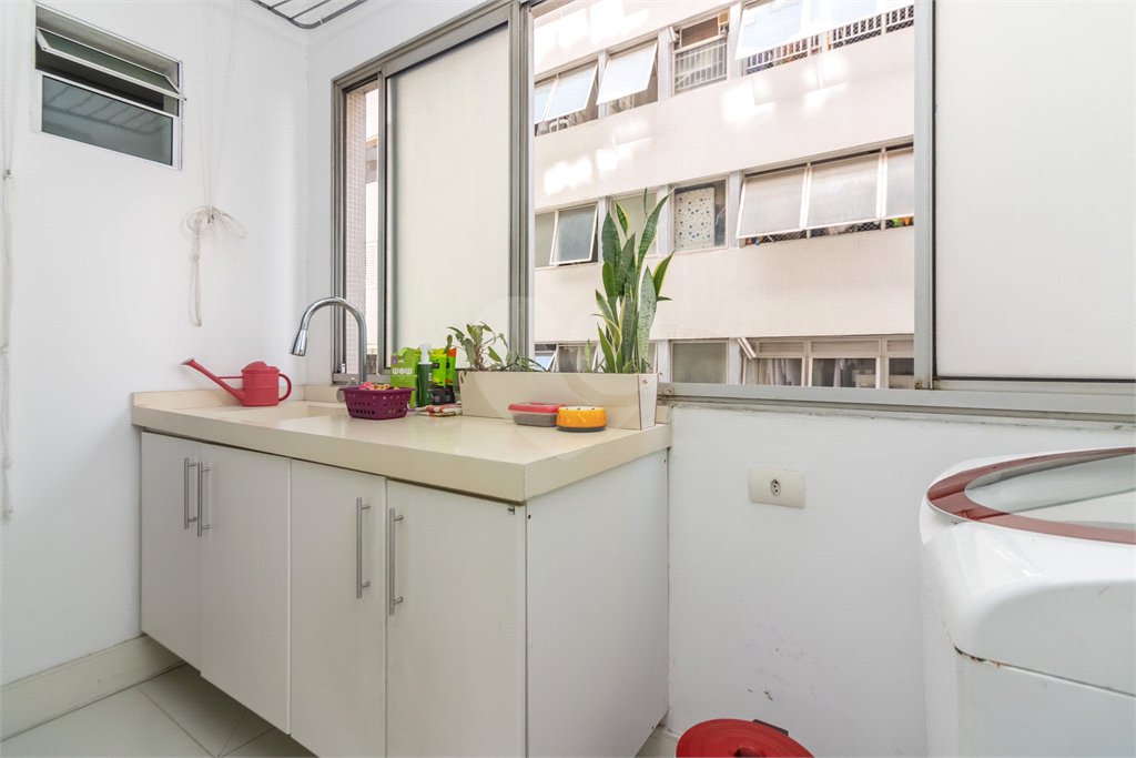 Apartamento à venda com 3 quartos, sendo 1 suíte, em Itaim Bibi, São Paulo, SP