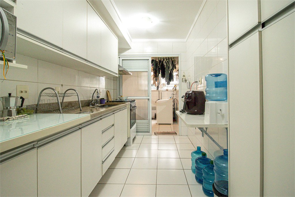 Apartamento à venda com 4 quartos, sendo 2 suítes, em Jardim Prudência, São Paulo, SP