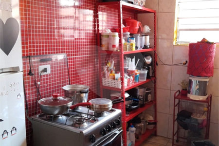 Casa à venda com 4 quartos, sendo 1 suíte, em Jardim das Palmas, São Paulo, SP