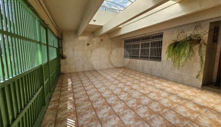 Casa Térrea à venda com 4 quartos, sendo 1 suíte,  em Parque Edu Chaves, São Paulo, SP
