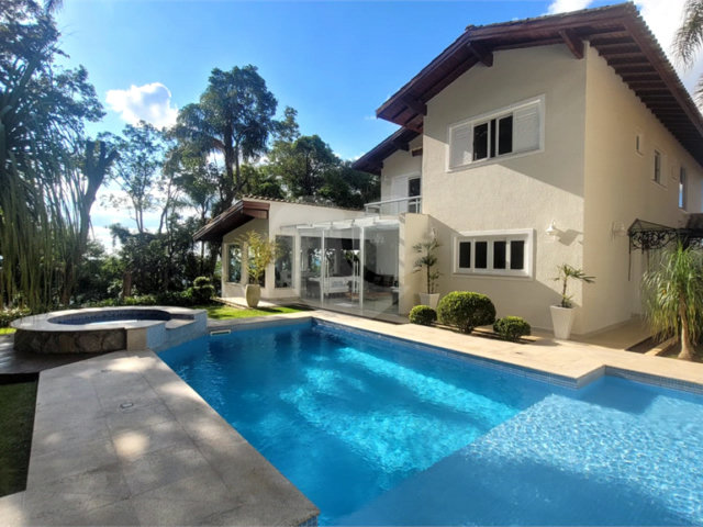 Casa à venda com 4 suítes em Serra da Cantareira, Mairiporã, SP