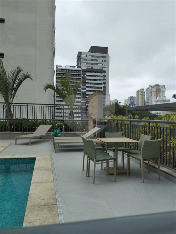 Apartamento à venda com 2 quartos em Santo Amaro, São Paulo, SP