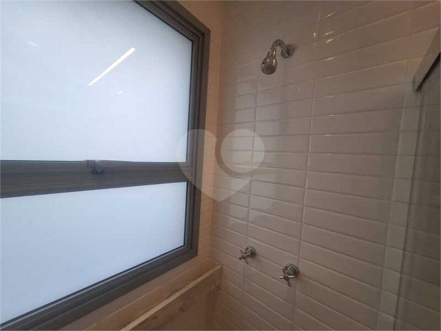 Apartamento à venda com 1 suíte em Moema, São Paulo, SP