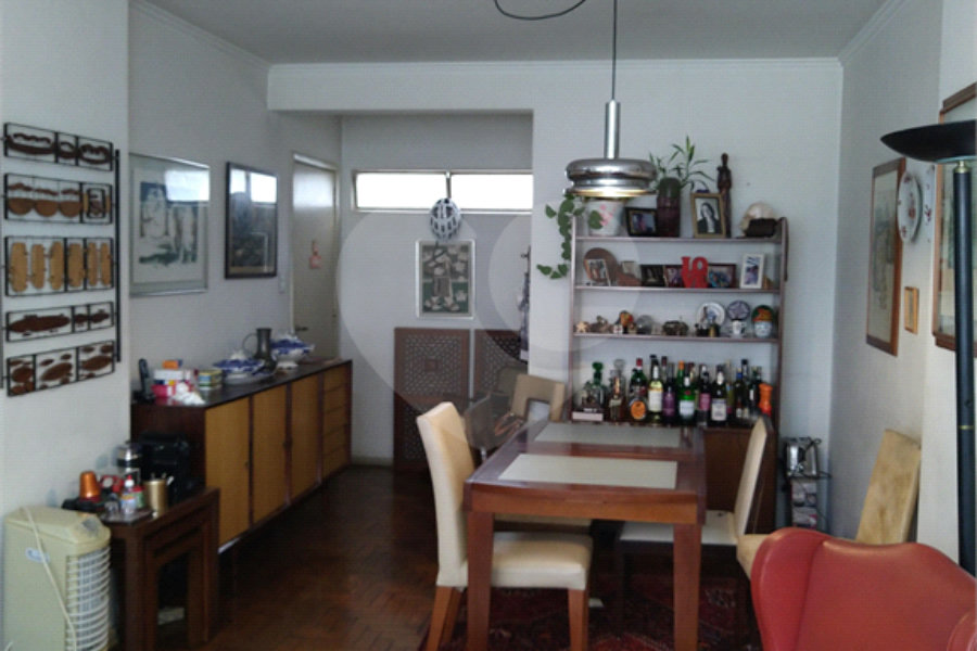 Apartamento à venda com 3 quartos, sendo 1 suíte, em Pinheiros, São Paulo, SP