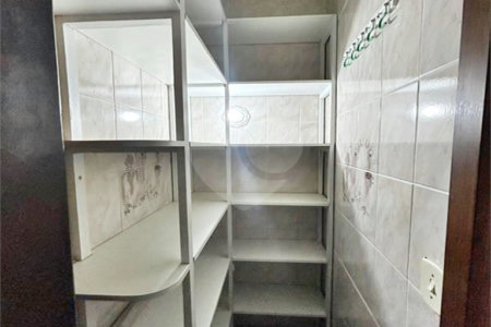 Sobrado à venda com 3 quartos, sendo 1 suíte, em Jardim Peri, São Paulo, SP