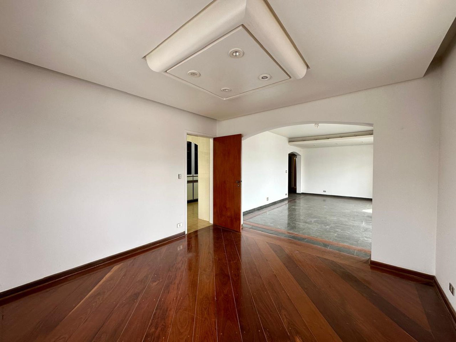 Apartamento, 4 quartos, 248 m² - Foto 3