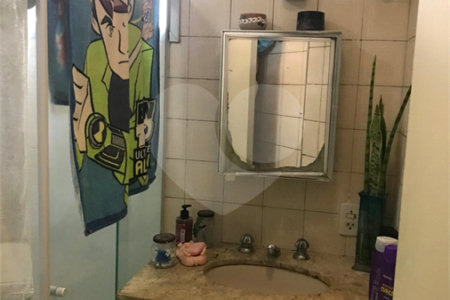 Apartamento para alugar com 3 quartos, sendo 1 suíte,  em Pinheiros, São Paulo, SP