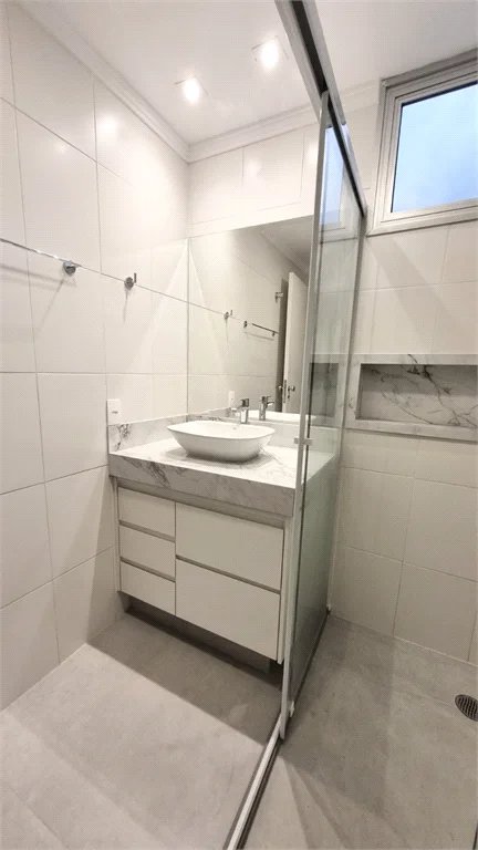 Apartamento à venda com 3 quartos, sendo 1 suíte,  em Perdizes, São Paulo, SP