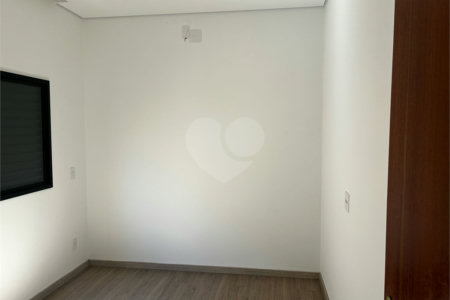 Casa à venda com 2 quartos, sendo 1 suíte,  no condomínio Residencial Marina, Itapetininga - SP