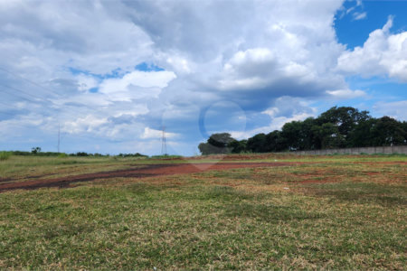 Área de Terra à venda em Jardim Botânico, Araraquara, SP