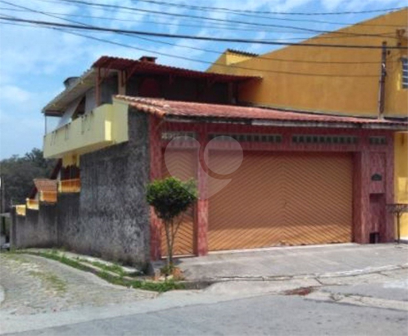 Sobrado à venda com 3 quartos, sendo 1 suíte, em Horto, São Paulo, SP