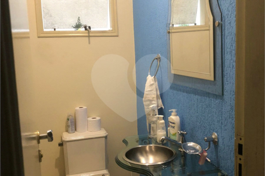 Sobrado à venda com 4 quartos, sendo 1 suíte, em Santana, São Paulo, SP