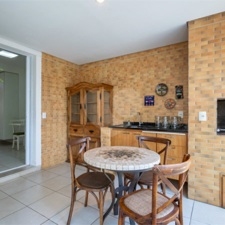 Apartamento à venda com 3 suítes em Campo Belo, São Paulo, SP