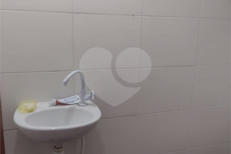 Casa à venda com 2 suítes no condomínio Residencial Camila., Rio de Janeiro - RJ