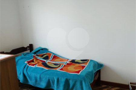 Apartamento no condomínio Monte Everest dispondo de 48m²
