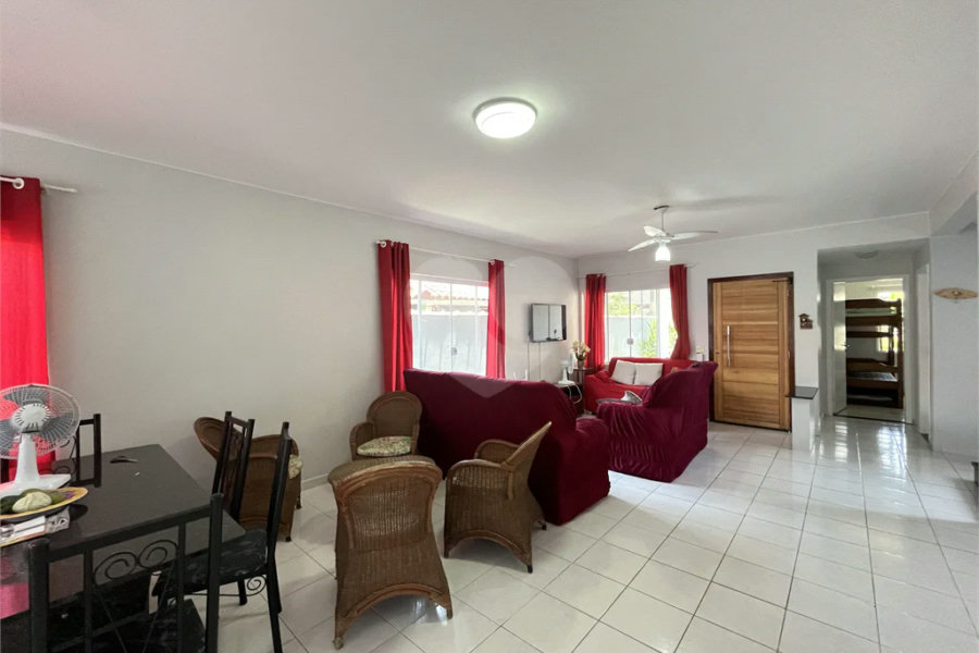 Casa à venda com 4 quartos, sendo 1 suíte, em Morada da Praia, Bertioga, SP